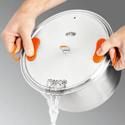 Cookware Set with 3-Liter Pot. Frypan and Strainer Lid